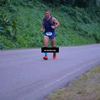 Runner Photo 5055774