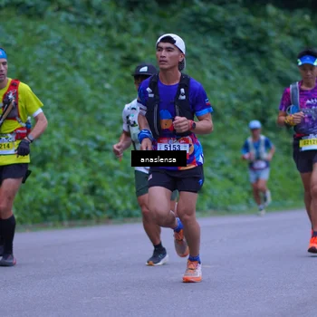 Runner Photo 5055842
