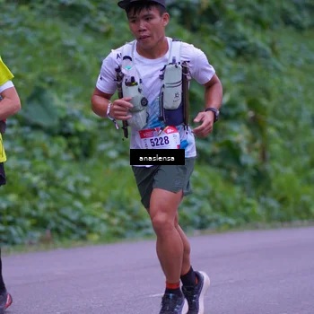 Runner Photo 5055859