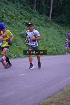 Runner Photo 5055866