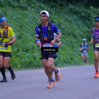 Runner Photo 5055874