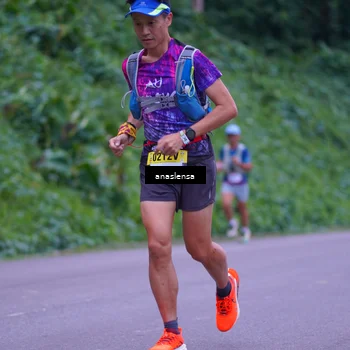 Runner Photo 5055916