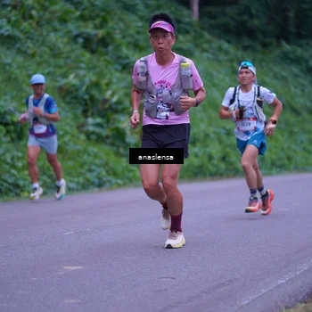 Runner Photo 5055926