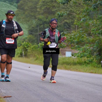 Runner Photo 5055979