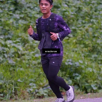 Runner Photo 5056050