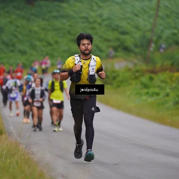 Runner Photo 5056078