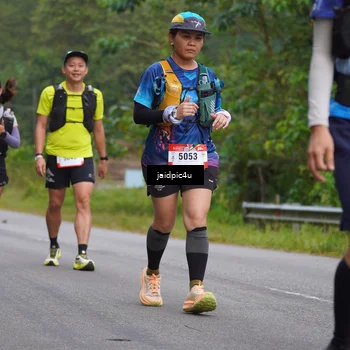 Runner Photo 5056100