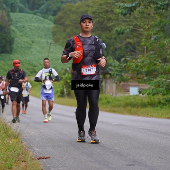 Runner Photo 5056123