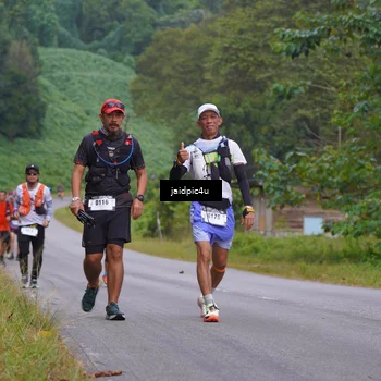 Runner Photo 5056125