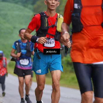 Runner Photo 5056142