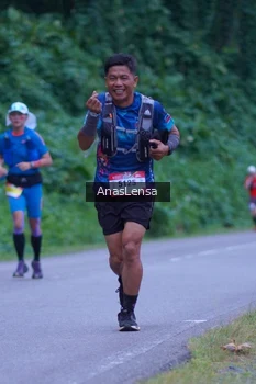 Runner Photo 5056154