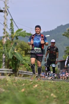 Runner Photo 5056269