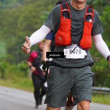 Runner Photo 5056300