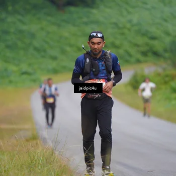 Runner Photo 5056531