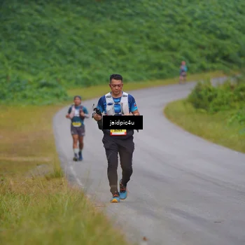 Runner Photo 5056566