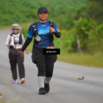 Runner Photo 5056698