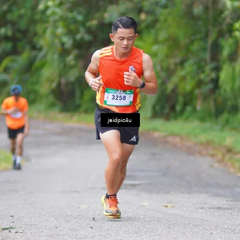 Runner Photo 5057424
