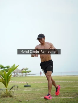 Runner Photo 5060111