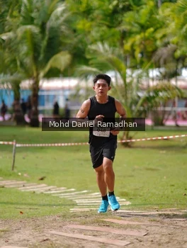 Runner Photo 5060395