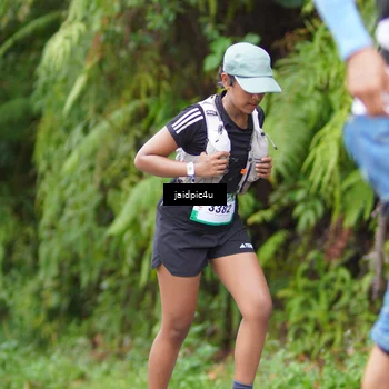 Runner Photo 5060396