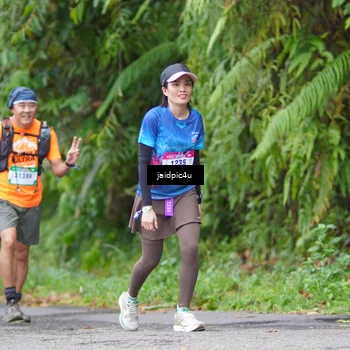 Runner Photo 5060702