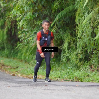 Runner Photo 5060823