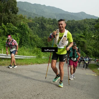 Runner Photo 5060912