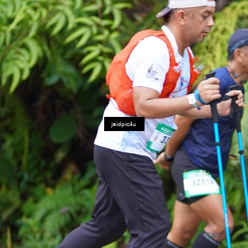 Runner Photo 5060957