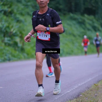 Runner Photo 5075316