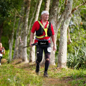 Runner Photo 5080720