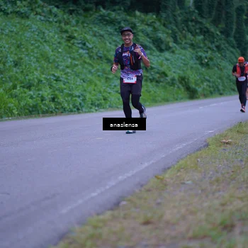 Runner Photo 5090812
