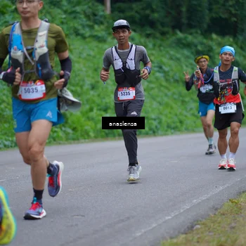 Runner Photo 5093048