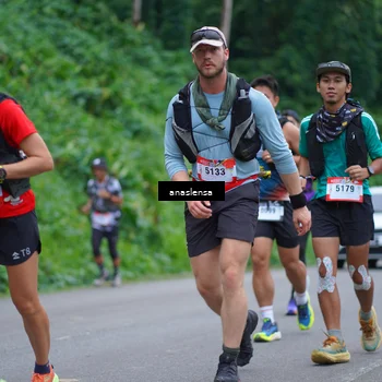 Runner Photo 5093490