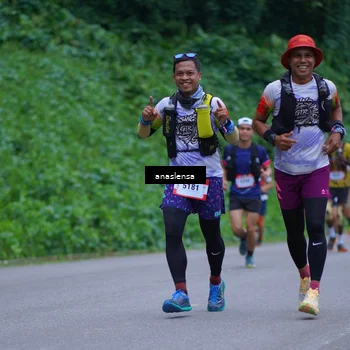 Runner Photo 5093735