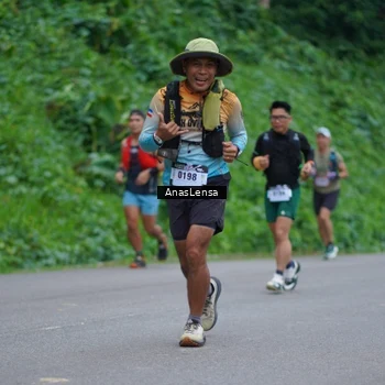 Runner Photo 5095043