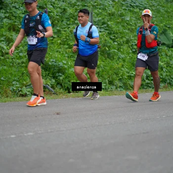 Runner Photo 5095913
