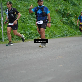 Runner Photo 5096068