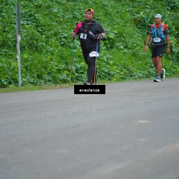 Runner Photo 5100048