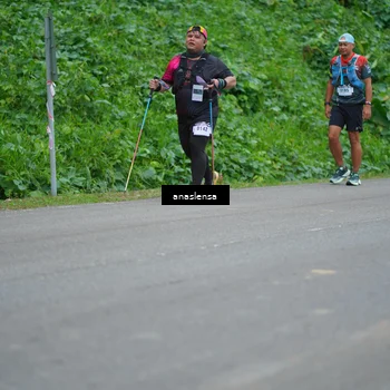 Runner Photo 5100053