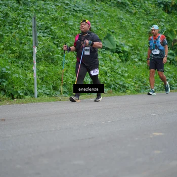 Runner Photo 5100054