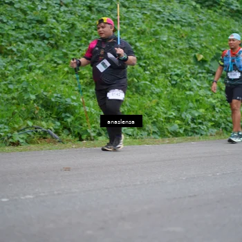 Runner Photo 5100068