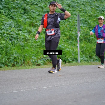 Runner Photo 5100850