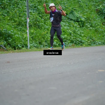 Runner Photo 5101042