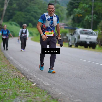Runner Photo 5103458