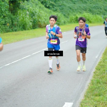 Runner Photo 5104060