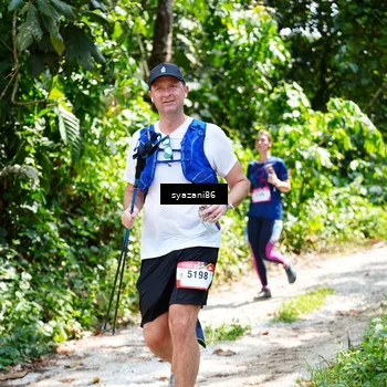 Runner Photo 5107000