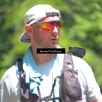 Runner Photo 5151617