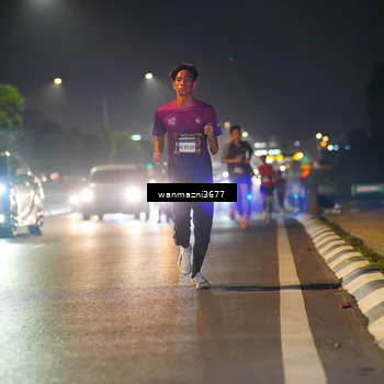 Runner Photo 5204265