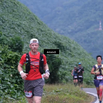 Runner Photo 5216365