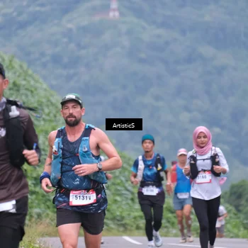 Runner Photo 5216382
